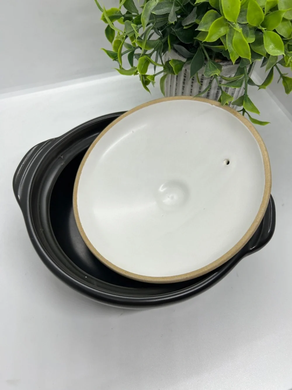 Donabe Japanese Clay Rice Cooker Earthen Pot White Black Daiso Japan